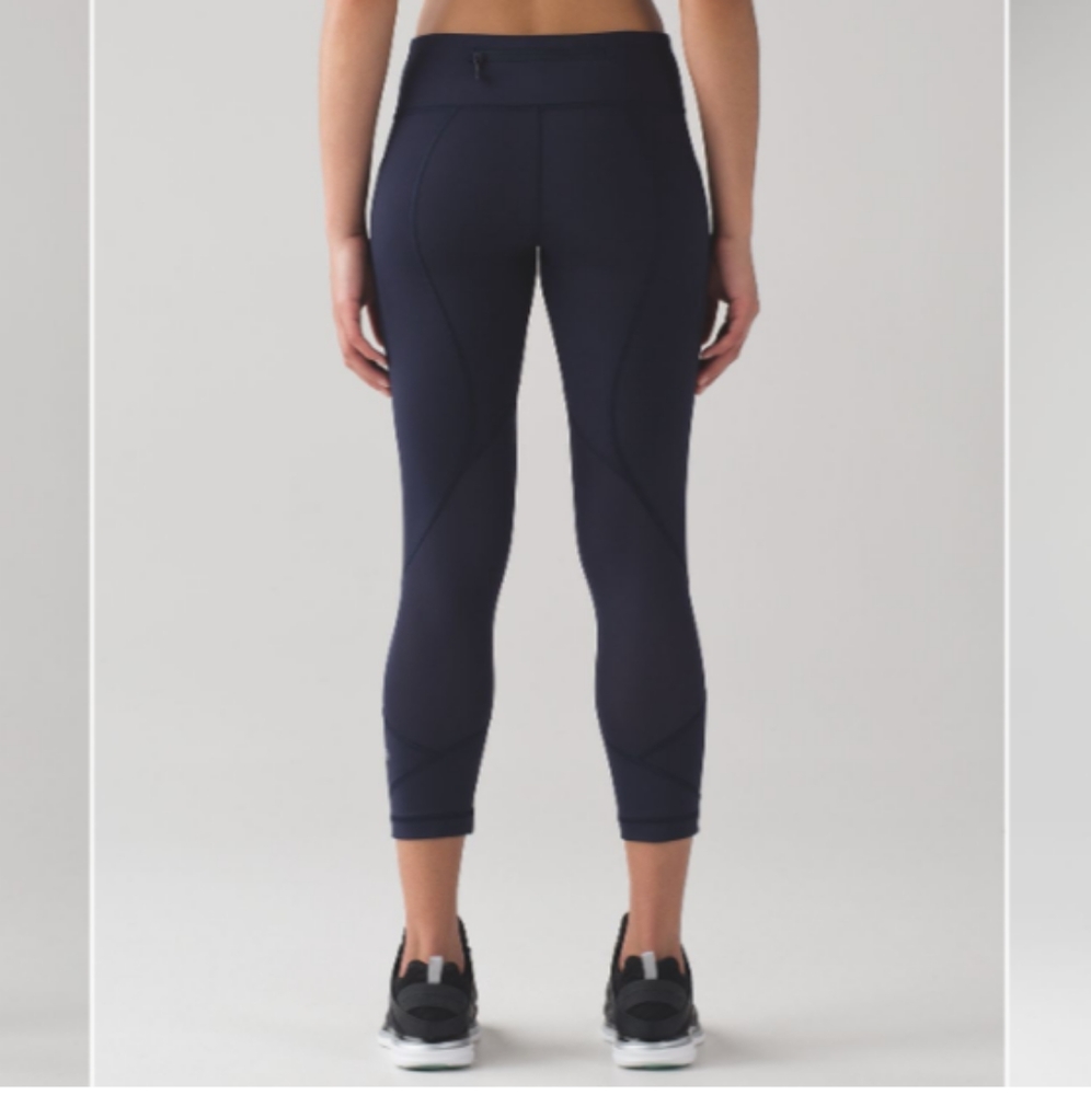 Lululemon Pace Rival Crops - Picture 2 of 7